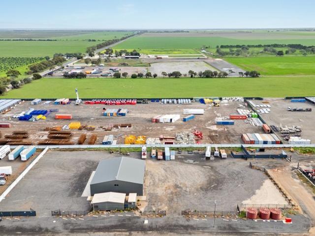 Warehouse for rent in Port Gawler, South Australia