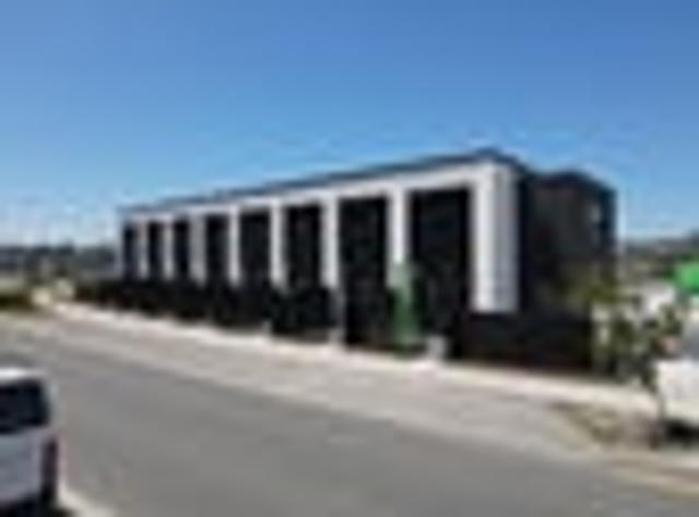 Townhouse for sale in Milldale, Rodney