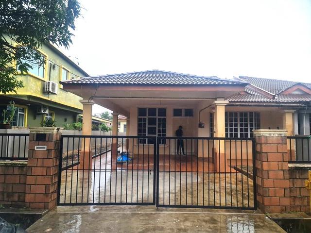 Residential House for sale in Kuantan, Pahang
