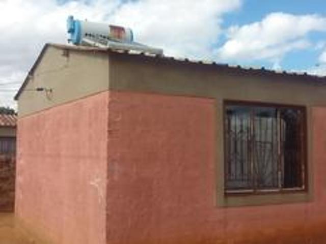 House for sale in Katlehong