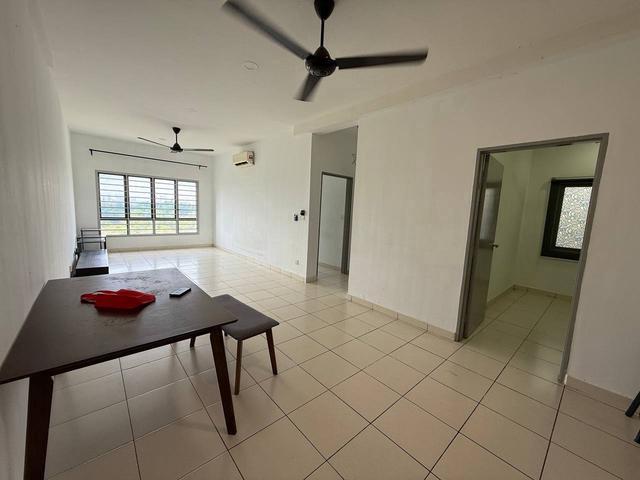 Apartment for sale in Tanjong Sepat, Selangor