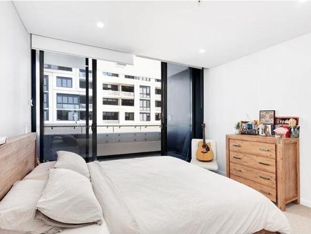 Apartment for rent in Sydney Olympic Park, Sydney