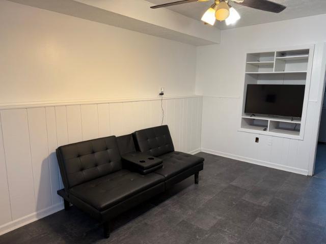 Room for rent in Bedford, Ohio