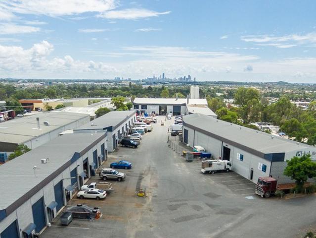 Warehouse for rent in Burleigh Junction Industrial Estate, Gold Coast City