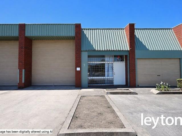 Warehouse for rent in Boronia, Melbourne