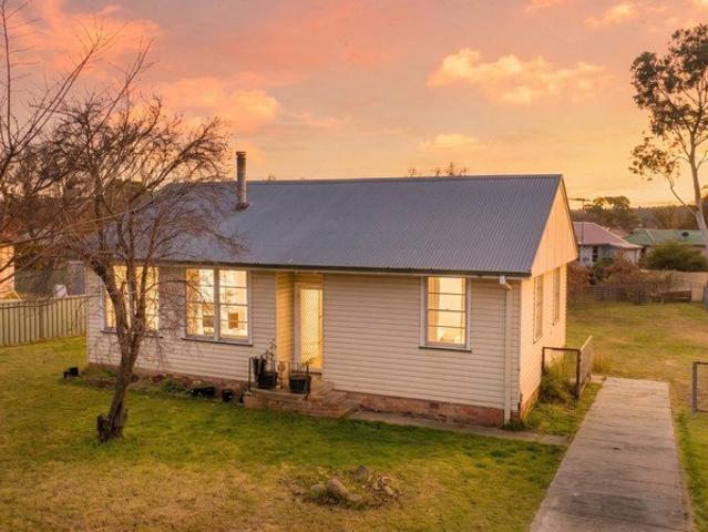 House for sale in Abington, New South Wales
