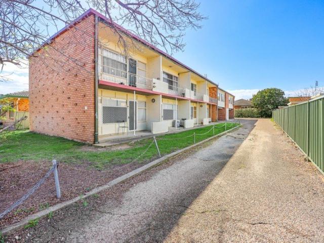 Apartment for sale in Piallamore, New South Wales