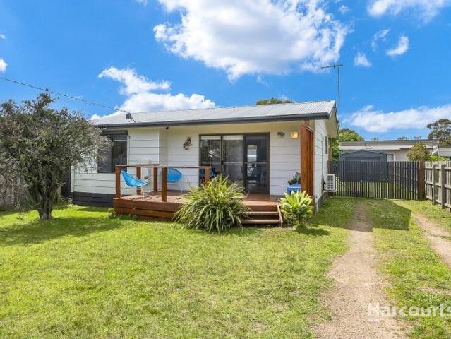 House for sale in Cowes, Victoria