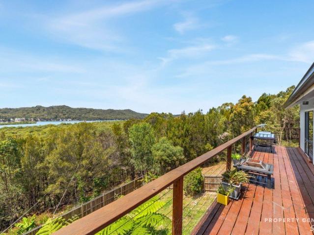 House for sale in Russell Island, Greater Brisbane