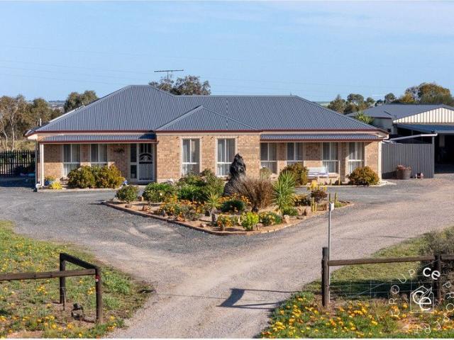 Cottage for sale in Mannum, South Australia