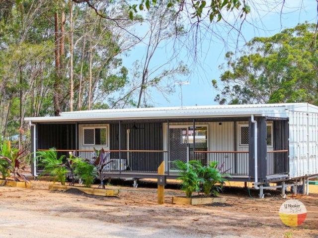 Cottage for sale in Russell Island, Queensland