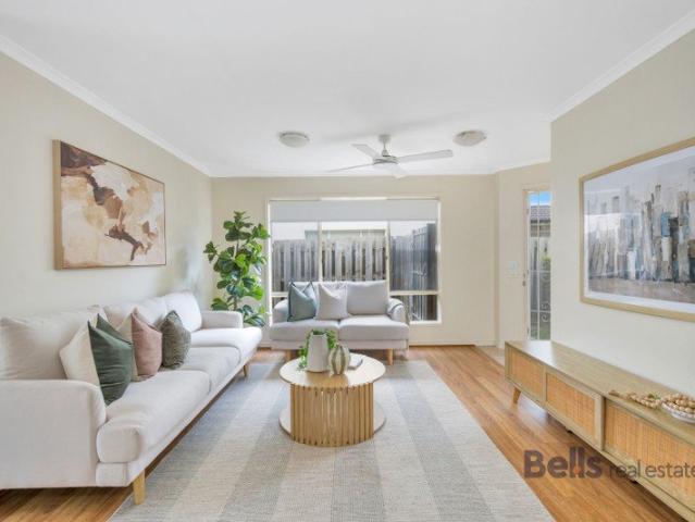 Townhouse for sale in Camerons Creek, Victoria