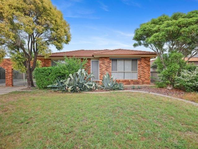 House for rent in Glenfield Park, Wagga Wagga City Council