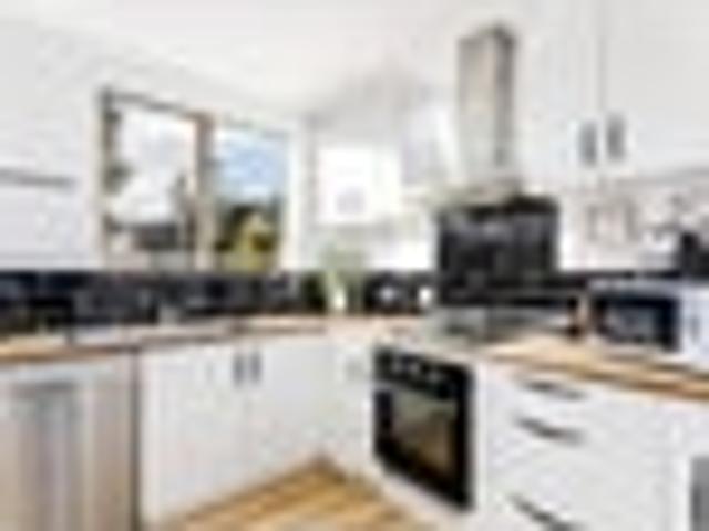 Apartment for sale in Pauatahanui, Wellington