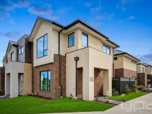 Townhouse for rent in Camerons Creek, Victoria