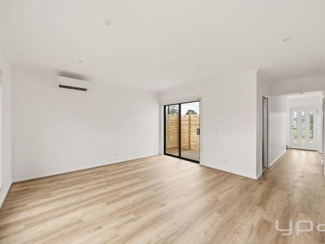 Townhouse for rent in Camerons Creek, Victoria