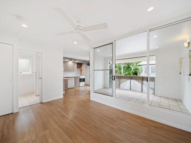 Apartment for rent in Toombul, Queensland
