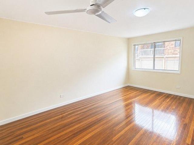 Apartment for rent in Toombul, Queensland