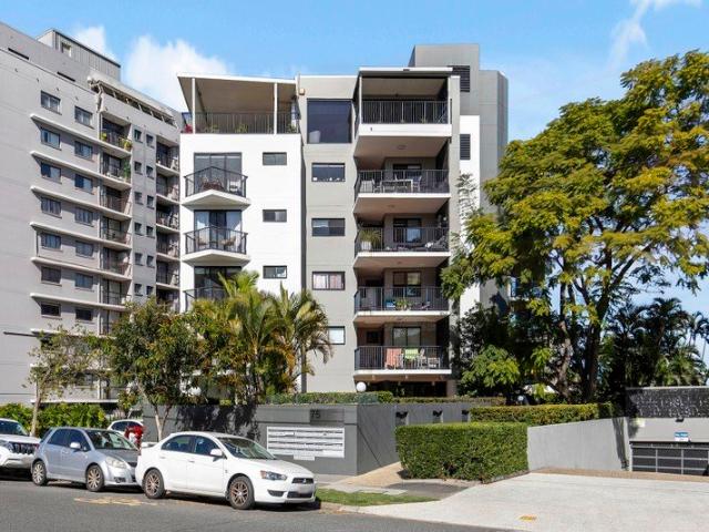 Apartment for sale in Toombul, Queensland