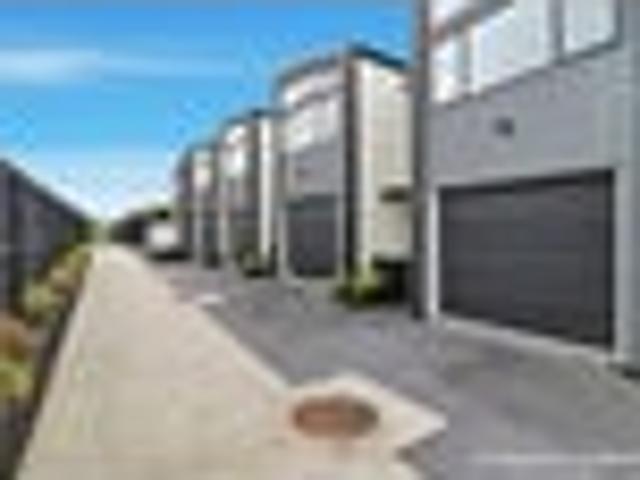 Townhouse for sale in Kawau Island