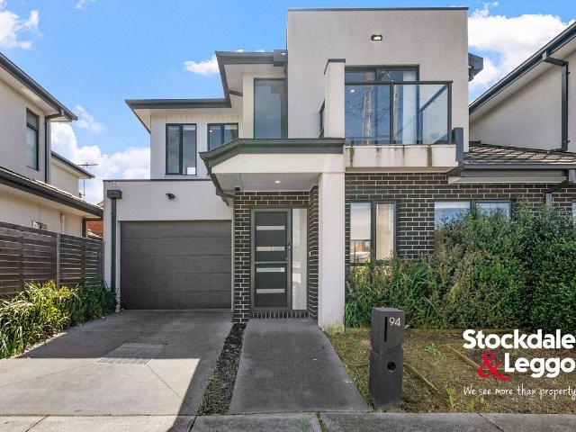 Townhouse for sale in Broadmeadows, Victoria