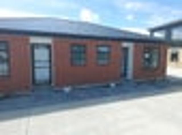 House for sale in Takaro