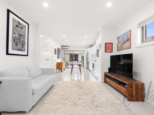 Townhouse for sale in Camerons Creek, Victoria