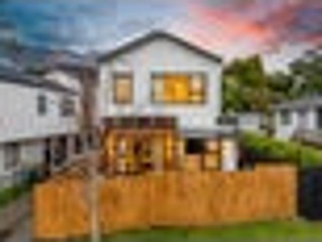 Townhouse for sale in Sunnynook, Oroua County