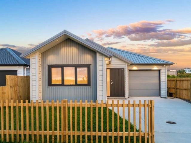 House for sale in Whangaparaoa