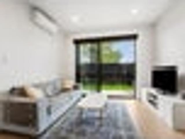 Townhouse for sale in Panmure, Oroua County