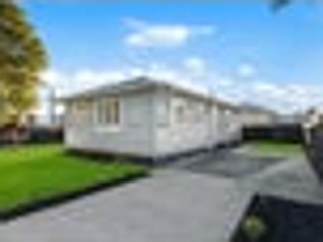 House for sale in Papakura
