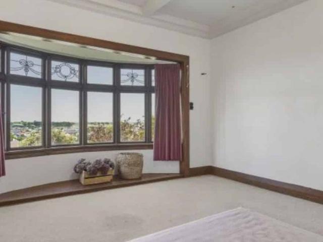House for rent in Otakou