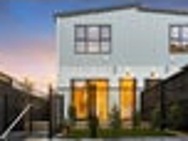 Townhouse for sale in Royal Oak, Maungakiekie-Tāmaki