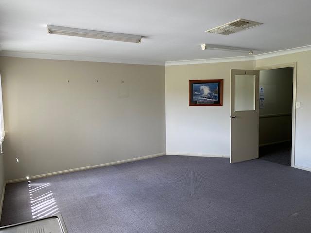 Office for rent in Inverell, New South Wales