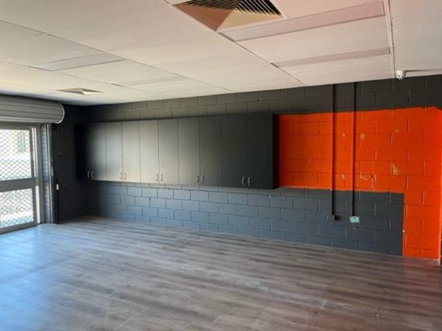 Retail for rent in Toombul, Queensland
