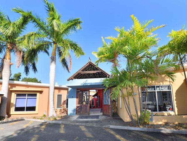 Office for rent in Noosaville, Queensland