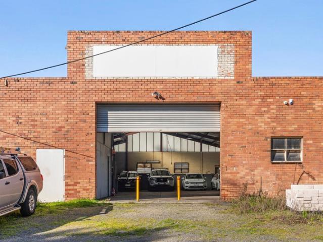 Warehouse for rent in Camerons Creek, Victoria