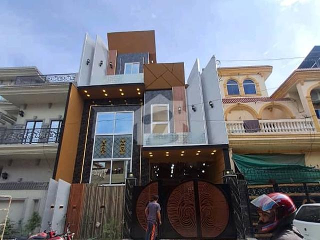 House for sale in لاہور, لاہور ڈویژن