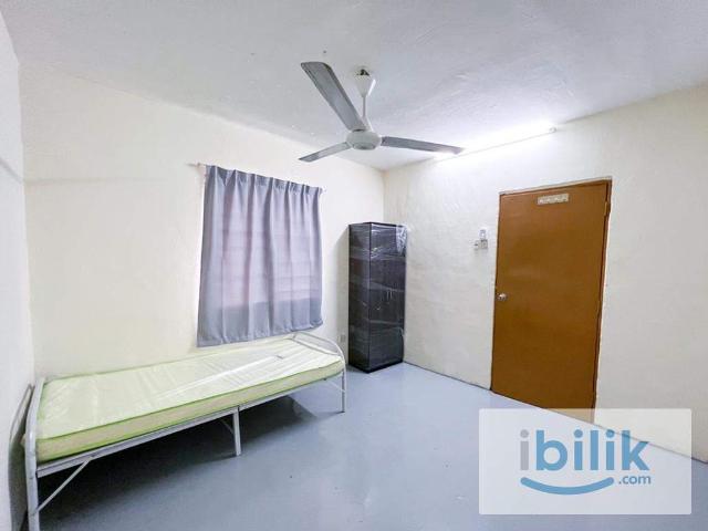 Room for rent in Petaling, Damansara Damai