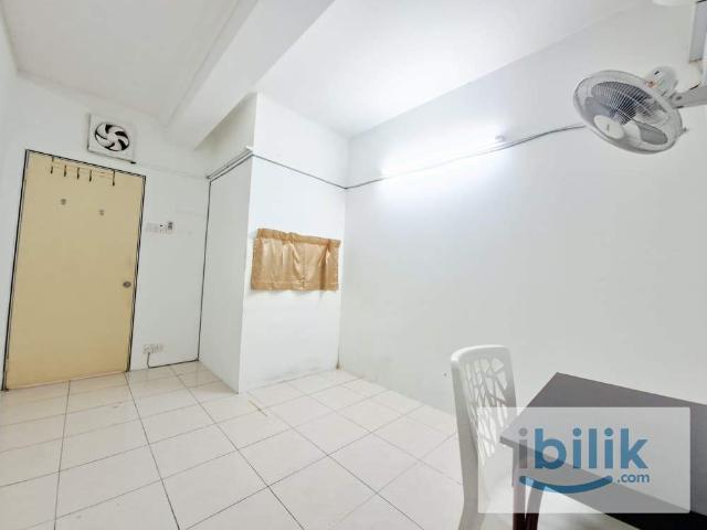 Room for rent in PJU 6, Petaling Jaya