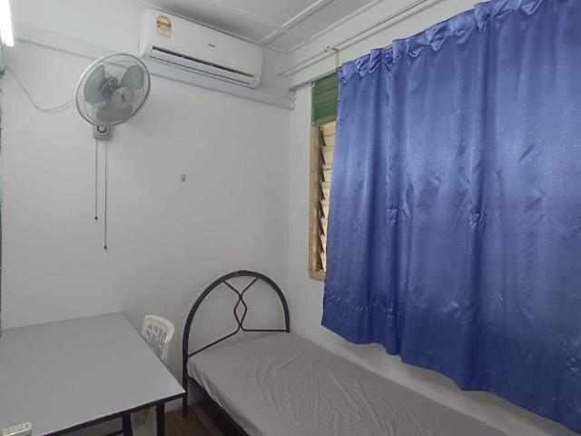 Room for rent in PJU 6, Petaling Jaya