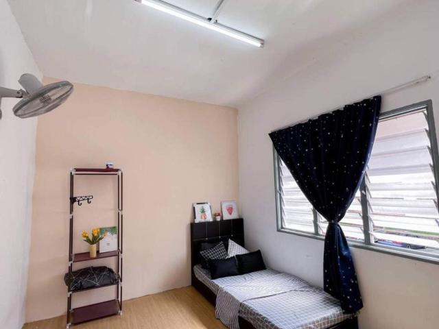 Room for rent in Petaling, Subang Jaya