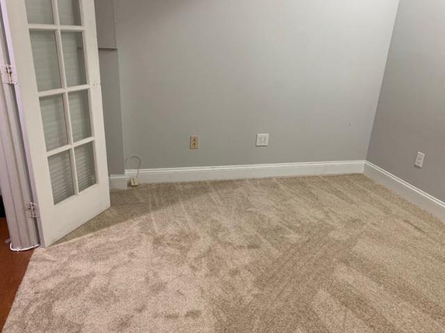 Room for rent in York Manor, Springfield