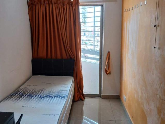 Room for rent in Petaling, Damansara Damai