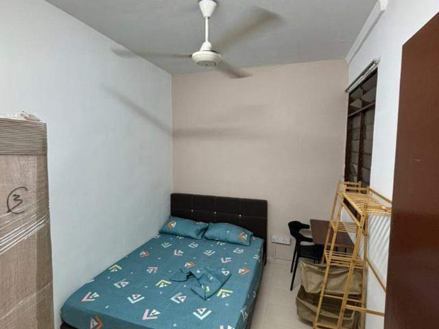Room for rent in Petaling, Damansara Damai