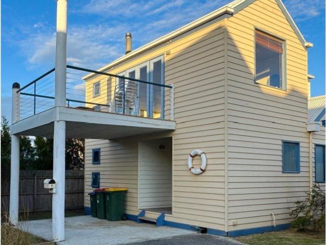 Apartment for rent in Apollo Bay, Victoria