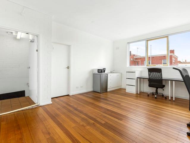 Office for rent in Camerons Creek, Victoria