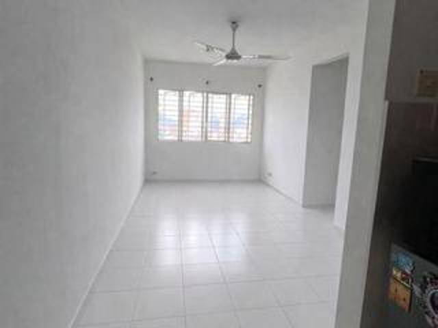 Serviced Residence for sale in Petaling, Subang Jaya