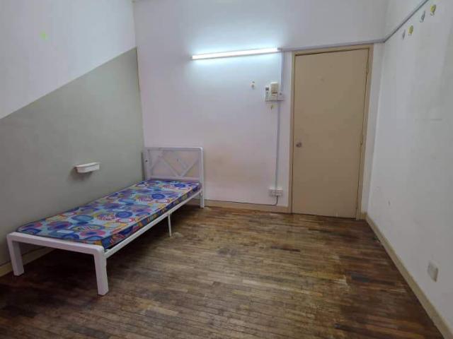 Room for rent in Petaling, Alam Impian