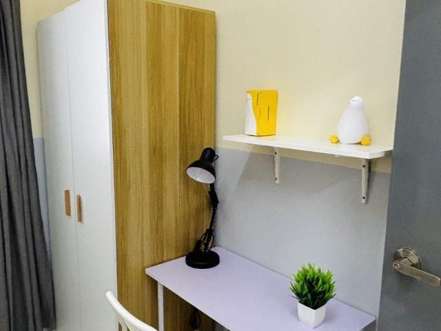 Room for rent in Petaling, Alam Impian